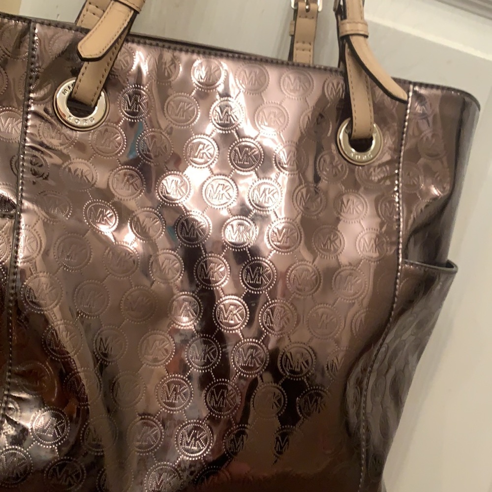 Michael Kors Tote Handbag - Picture 2 of 5